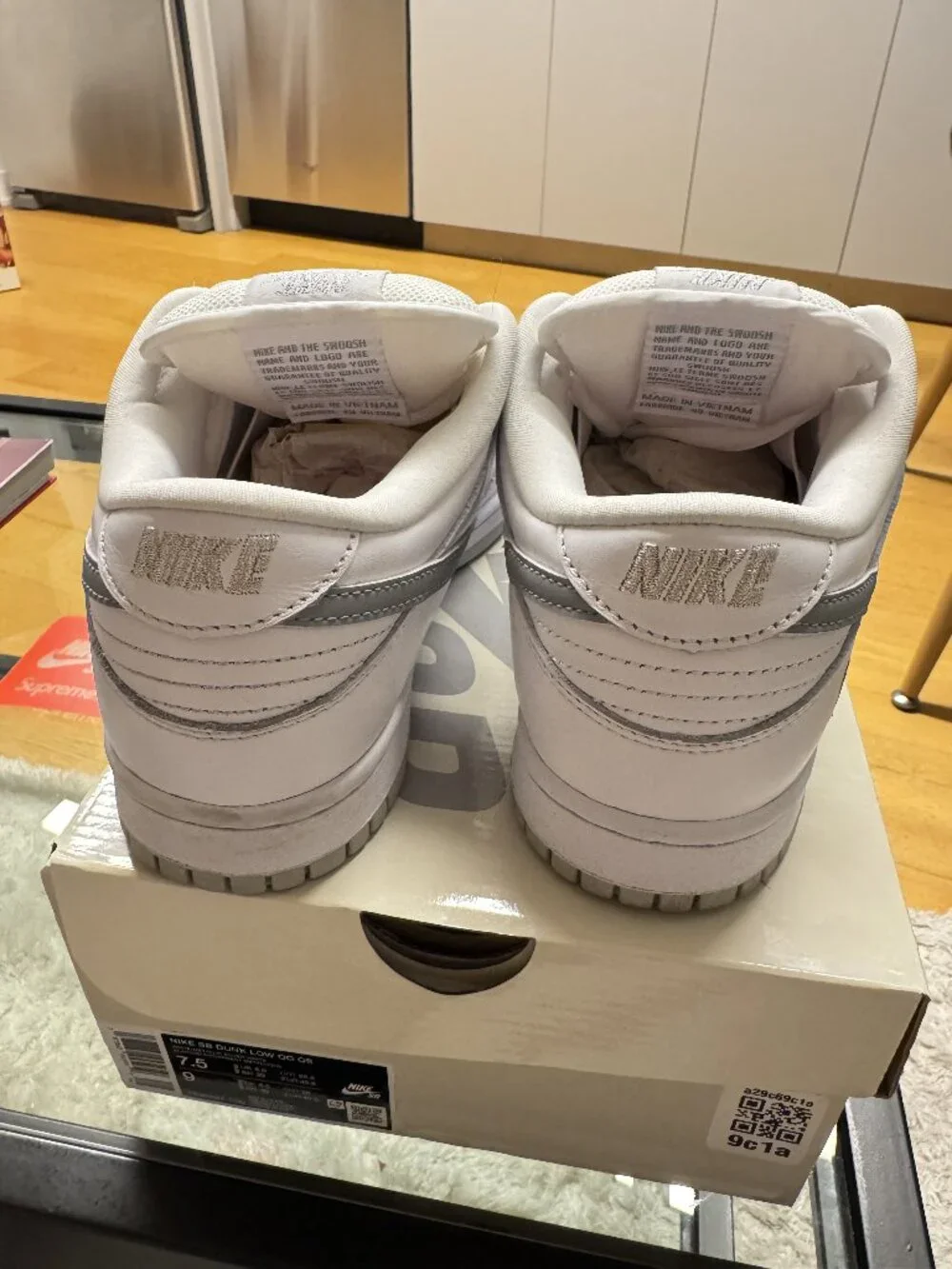 Nike x Supreme SB Dunk Low | White/Metallic/Silver | BRAND NEW